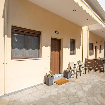 יואנינה Modern Lake View Apartment מראה חיצוני תמונה